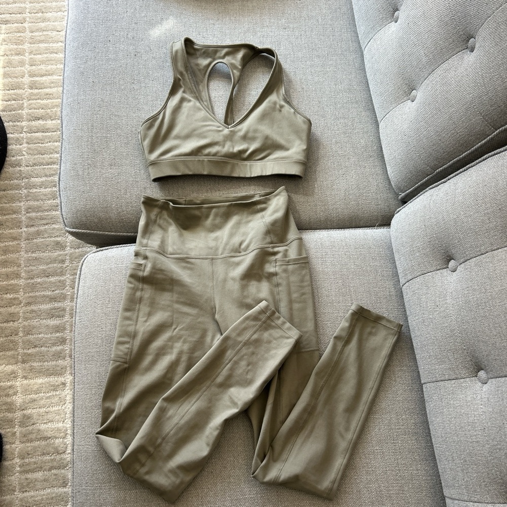 Khaki Green Carbon38 Set